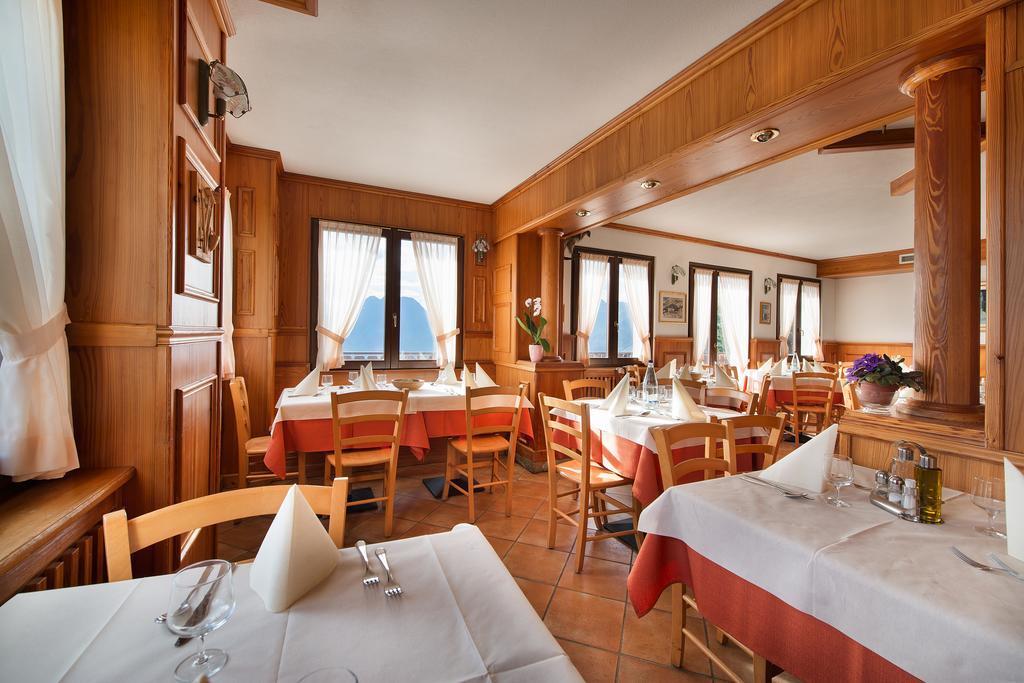 Hotel Gallo Cedrone Valdisotto Exteriör bild