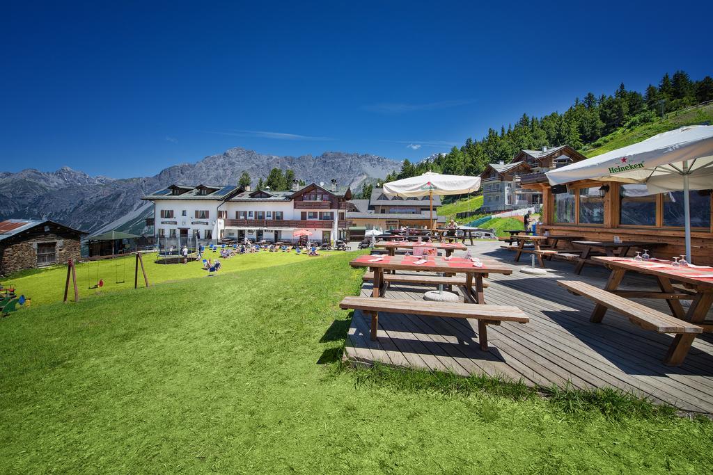 Hotel Gallo Cedrone Valdisotto Exteriör bild