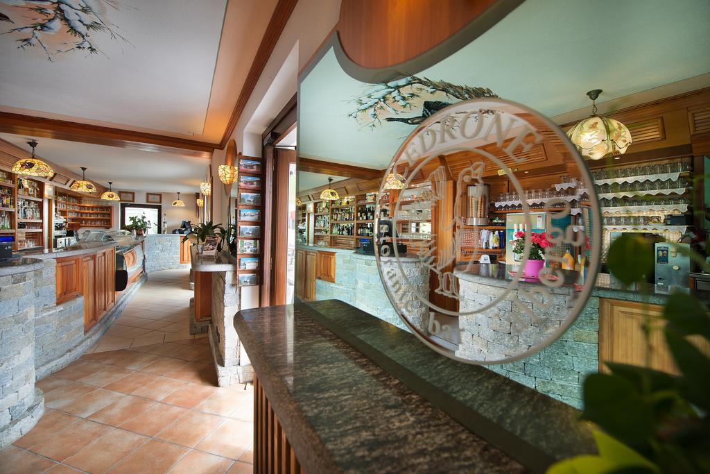 Hotel Gallo Cedrone Valdisotto Exteriör bild
