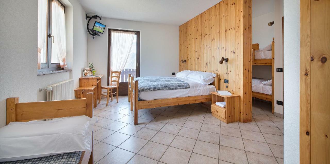 Hotel Gallo Cedrone Valdisotto Exteriör bild